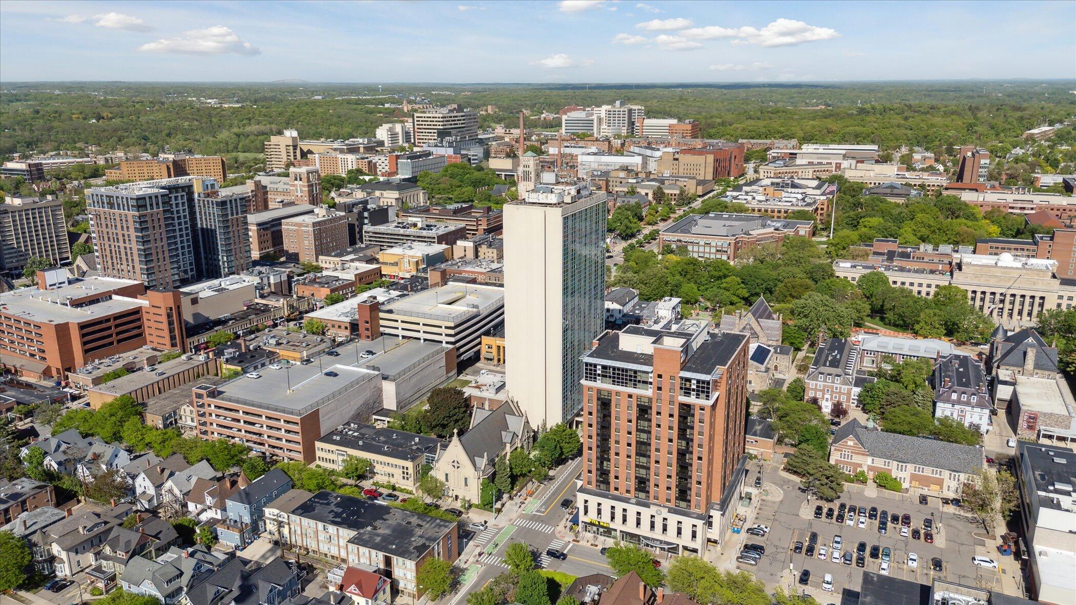 Ann Arbor, Michigan 48104, United States, 1 Bedroom Bedrooms, ,1 BathroomBathrooms,Residential,Pending,134833