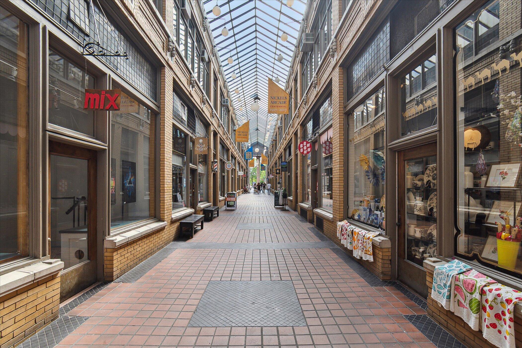 Ann Arbor, Michigan 48104, United States, 1 Bedroom Bedrooms, ,1 BathroomBathrooms,Residential,Pending,134833