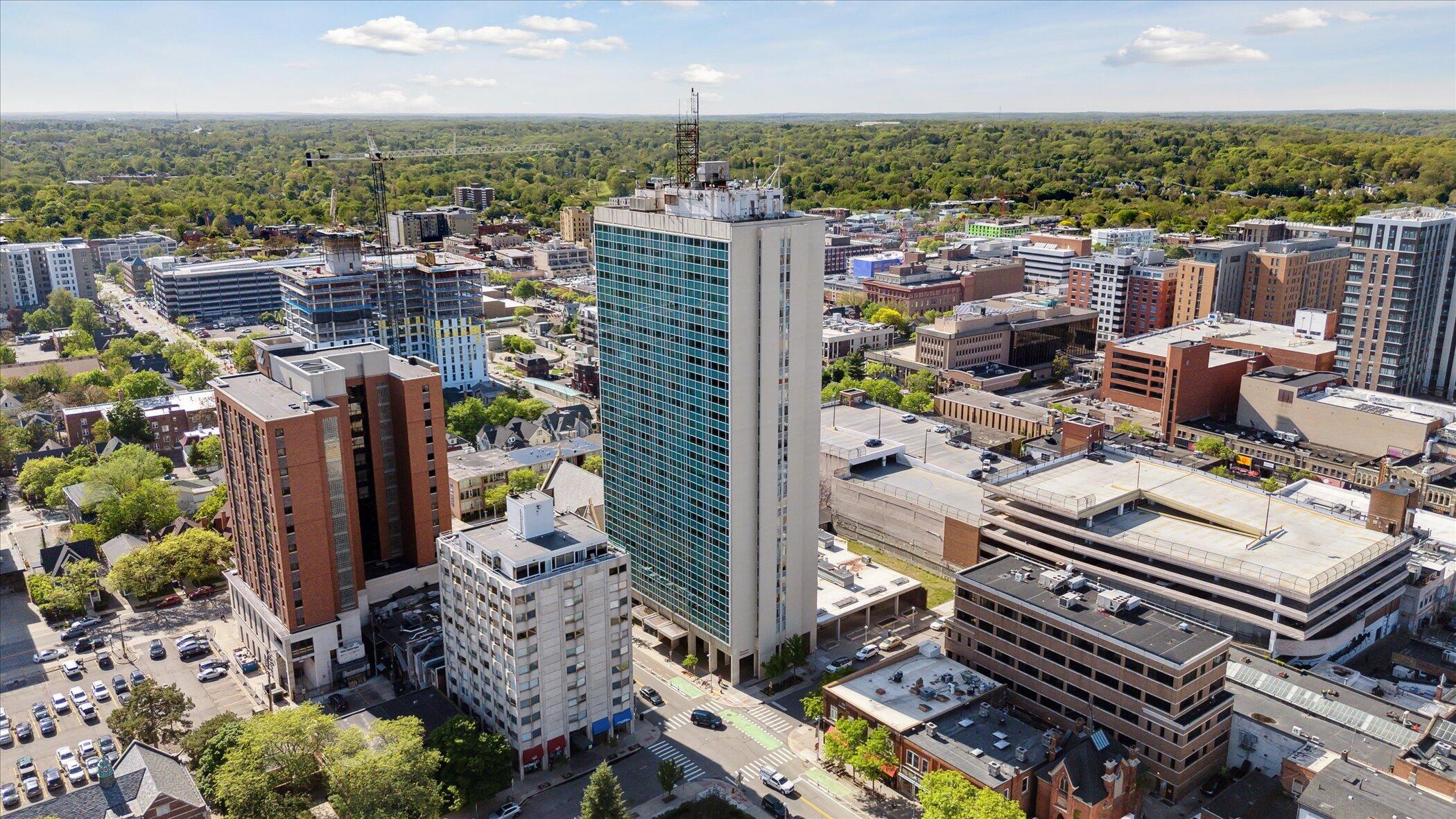 Ann Arbor, Michigan 48104, United States, 1 Bedroom Bedrooms, ,1 BathroomBathrooms,Residential,Pending,134833