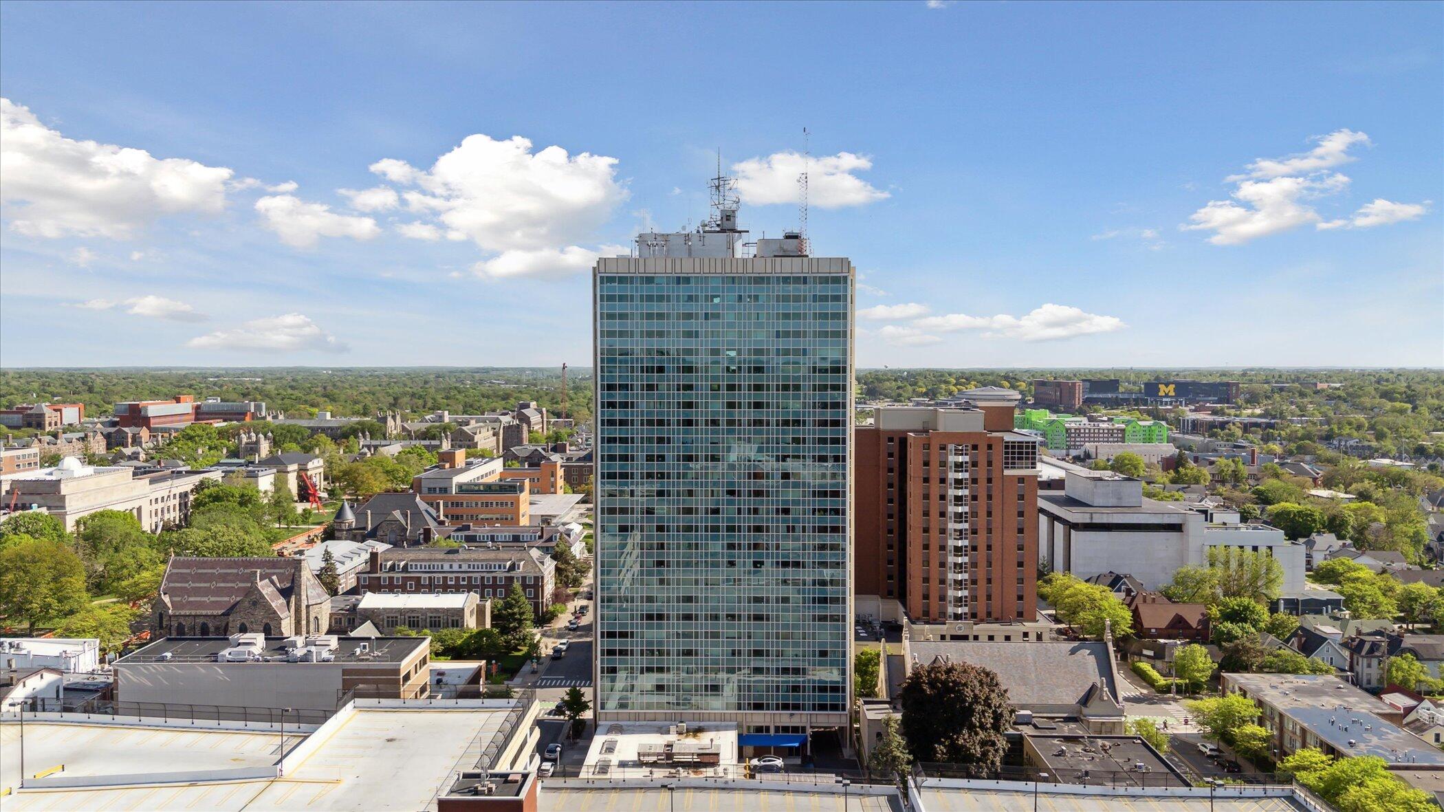 Ann Arbor, Michigan 48104, United States, 1 Bedroom Bedrooms, ,1 BathroomBathrooms,Residential,Pending,134833