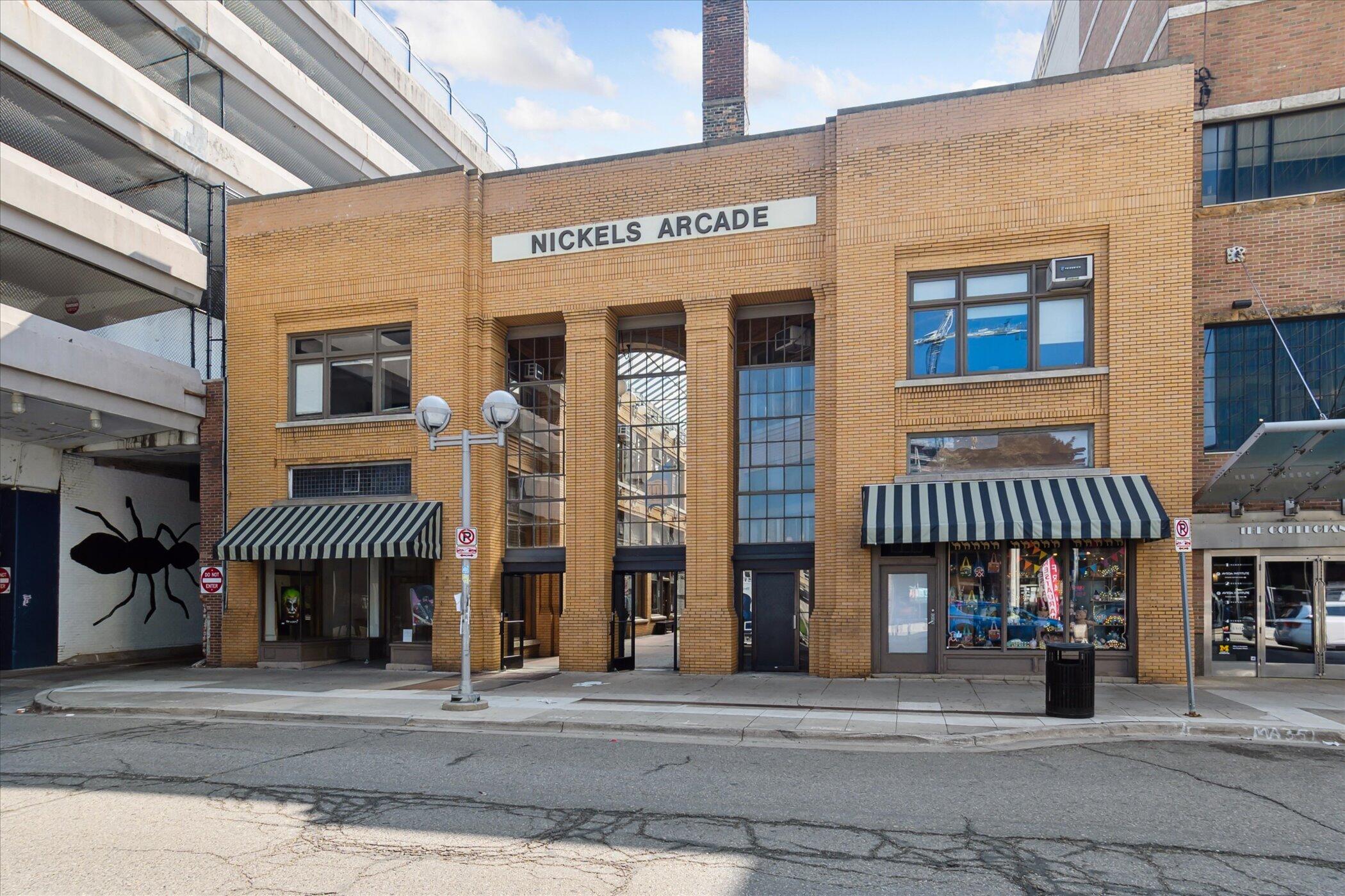 Ann Arbor, Michigan 48104, United States, 1 Bedroom Bedrooms, ,1 BathroomBathrooms,Residential,Pending,134833