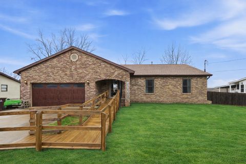 Photo of 265 Indian Trail, Munith, MI 49259 (MLS # 26009566)