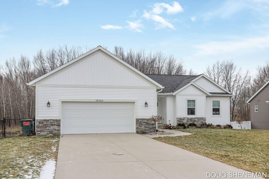 Photo of 10765 Lance Avenue, Allendale, MI 49401 (MLS # 26002171)