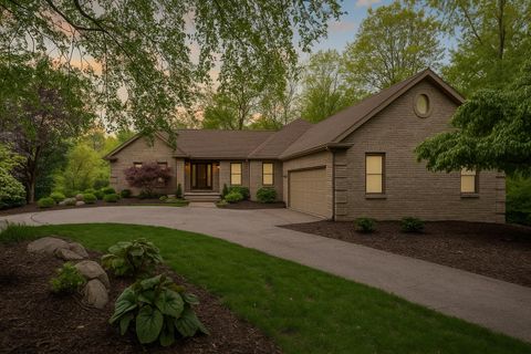 1450 Winterwood Drive NE Grand Rapids MI 49525