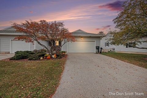 Photo for 221 Pippin Drive NW