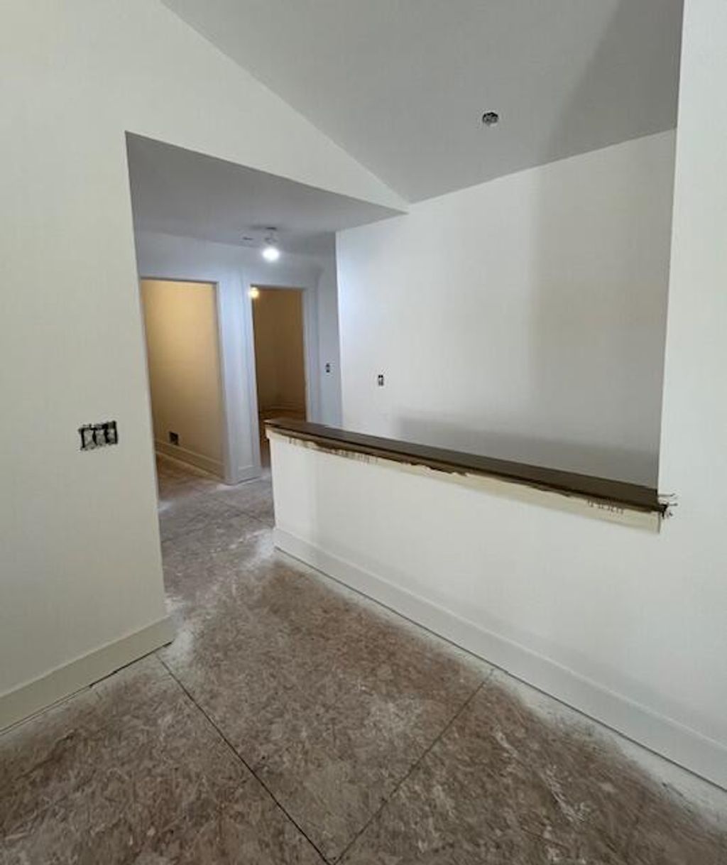 Photo of 592 Lincoln Lawns Drive NW, Grand Rapids, MI 49534 (MLS # 26005791)