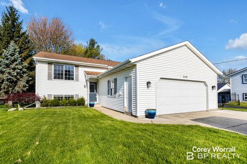 Photo of 7115 12th Avenue, Jenison, MI 49428 (MLS # 26019081)