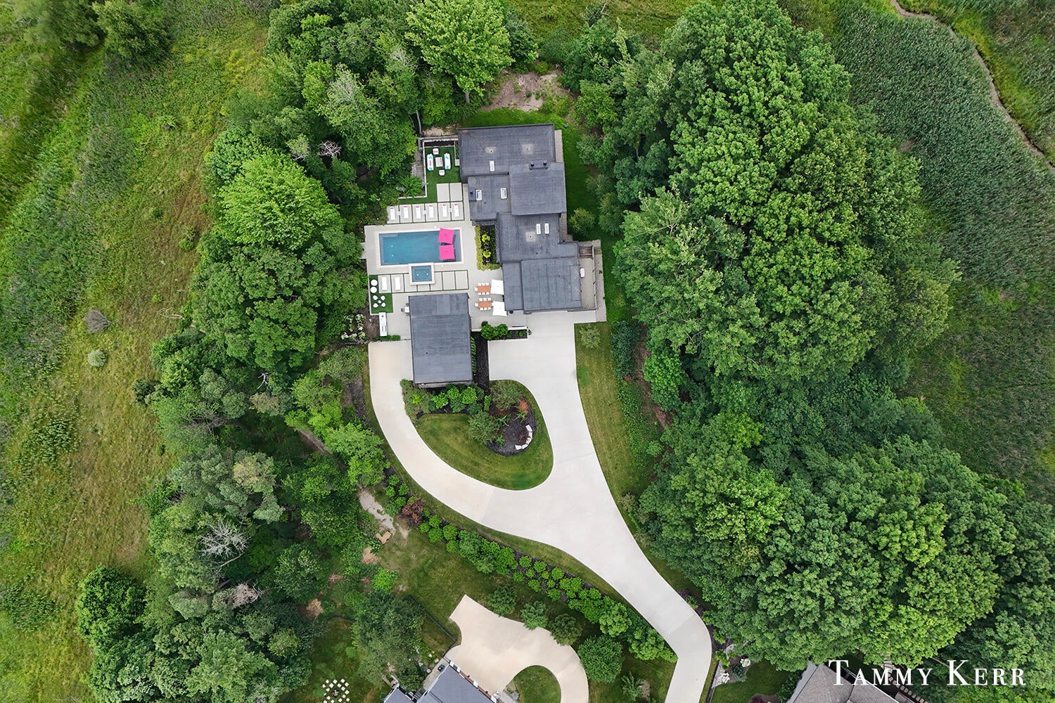 702 Golfview Drive