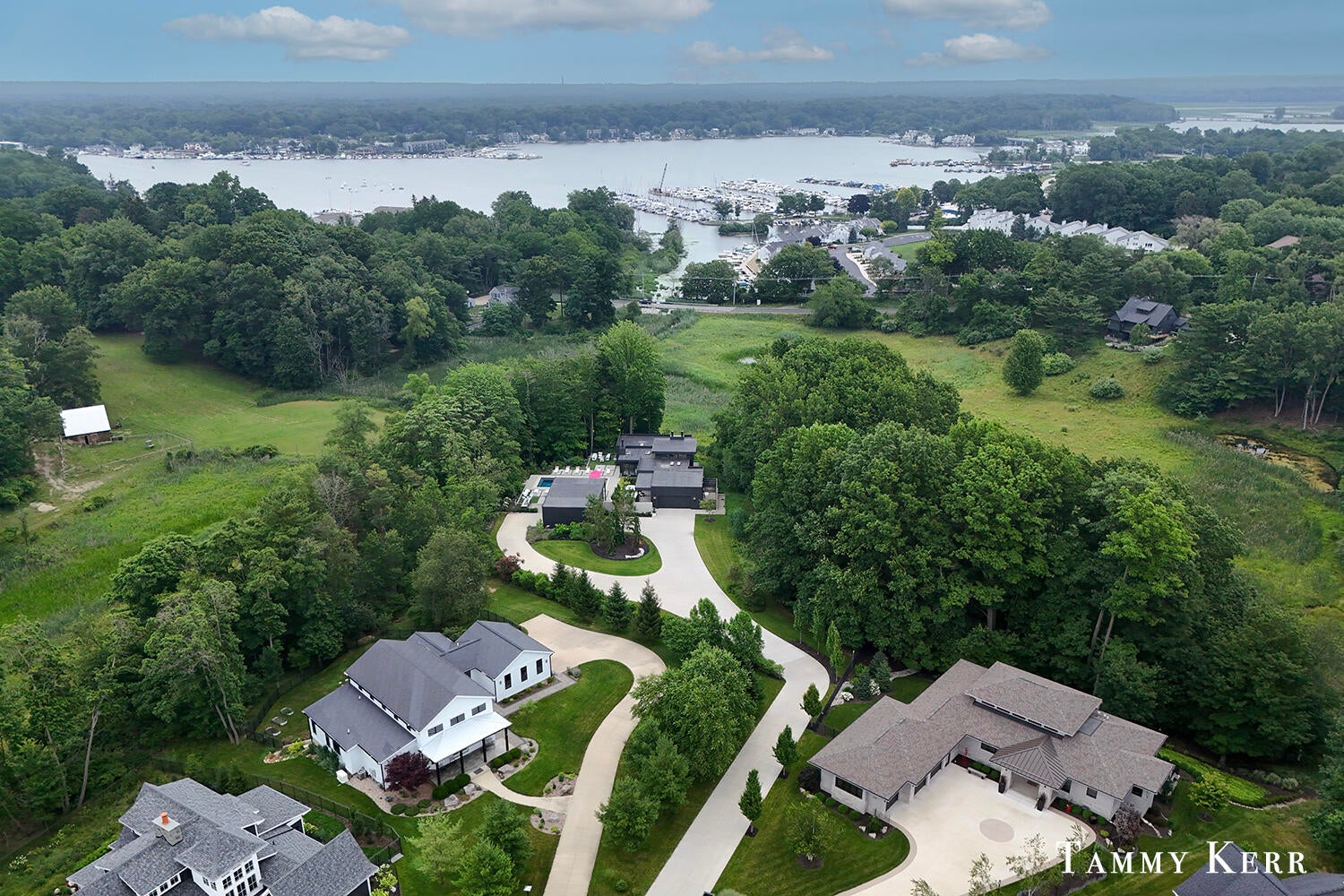 702 Golfview Drive