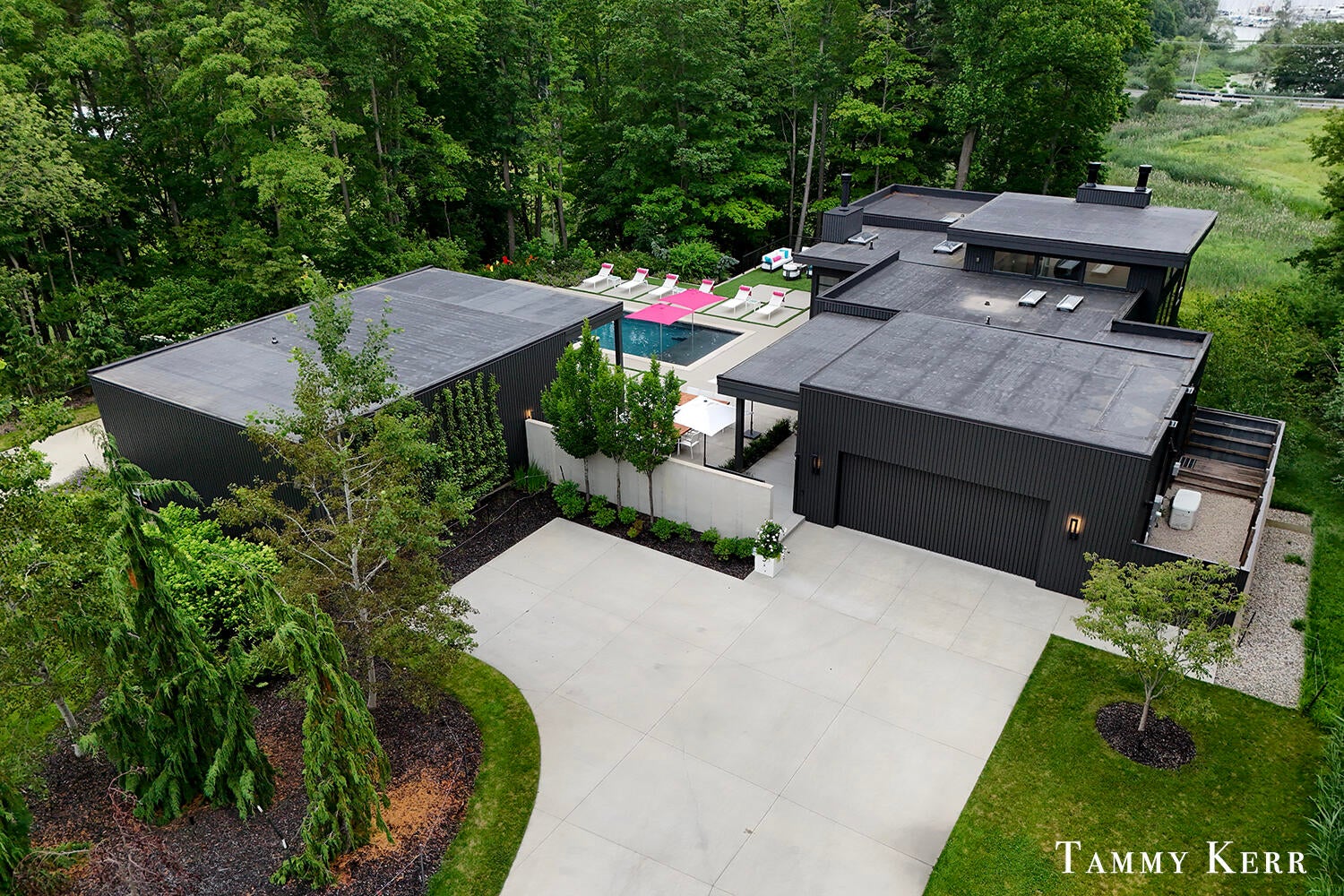 702 Golfview Drive
