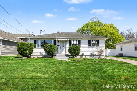 Photo of 2884 Meyer Avenue SW, Wyoming, MI 49519 (MLS # 26017272)