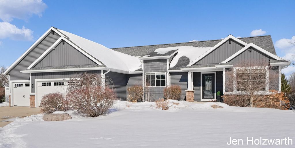 Photo of 5650 16th Avenue, Hudsonville, MI 49426 (MLS # 26005833)