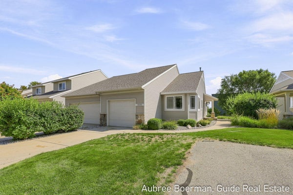 6440 STONEY CREEK CT, HUDSONVILLE, MI 49426 - Image 8aaaf69cdfbd2eef1aeba9b6288f1e29/59153379