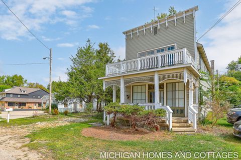 Photo of 1395 Blue Star Highway, South Haven, MI 49090 (MLS # 25049761)