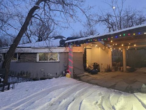 23360 Glencreek Drive Farmington Hills MI 48336