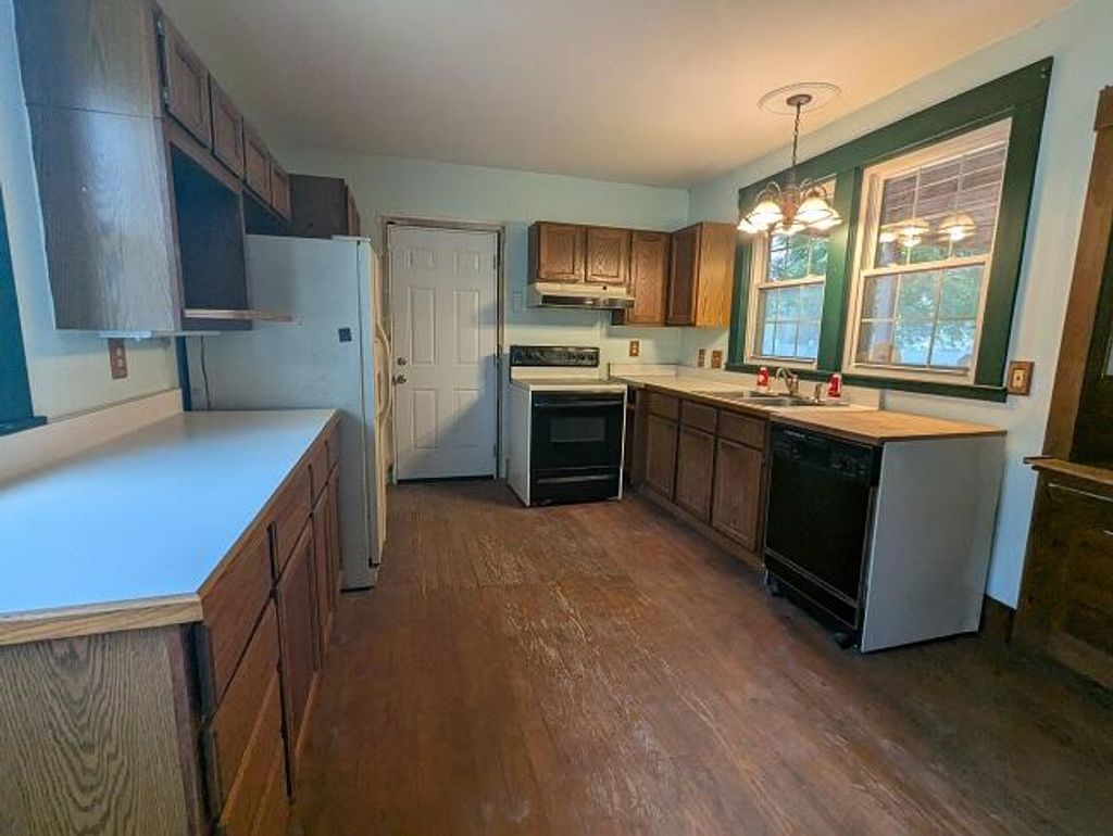 Photo of 1205 E Ganson Street, Jackson, MI 49201 (MLS # 26005874)