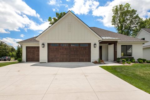 6396 Lamppost Circle SE Grand Rapids MI 49546