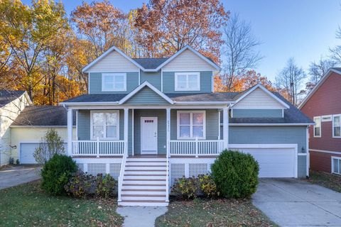 Photo of 05375 Parkview Lane, South Haven, MI 49090 (MLS # 25058598)