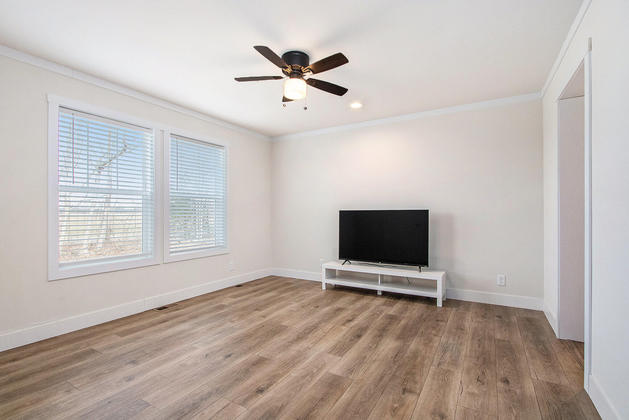 Vandalia, Michigan 49095, United States, 4 Bedrooms Bedrooms, ,2 BathroomsBathrooms,Residential,Active,8759