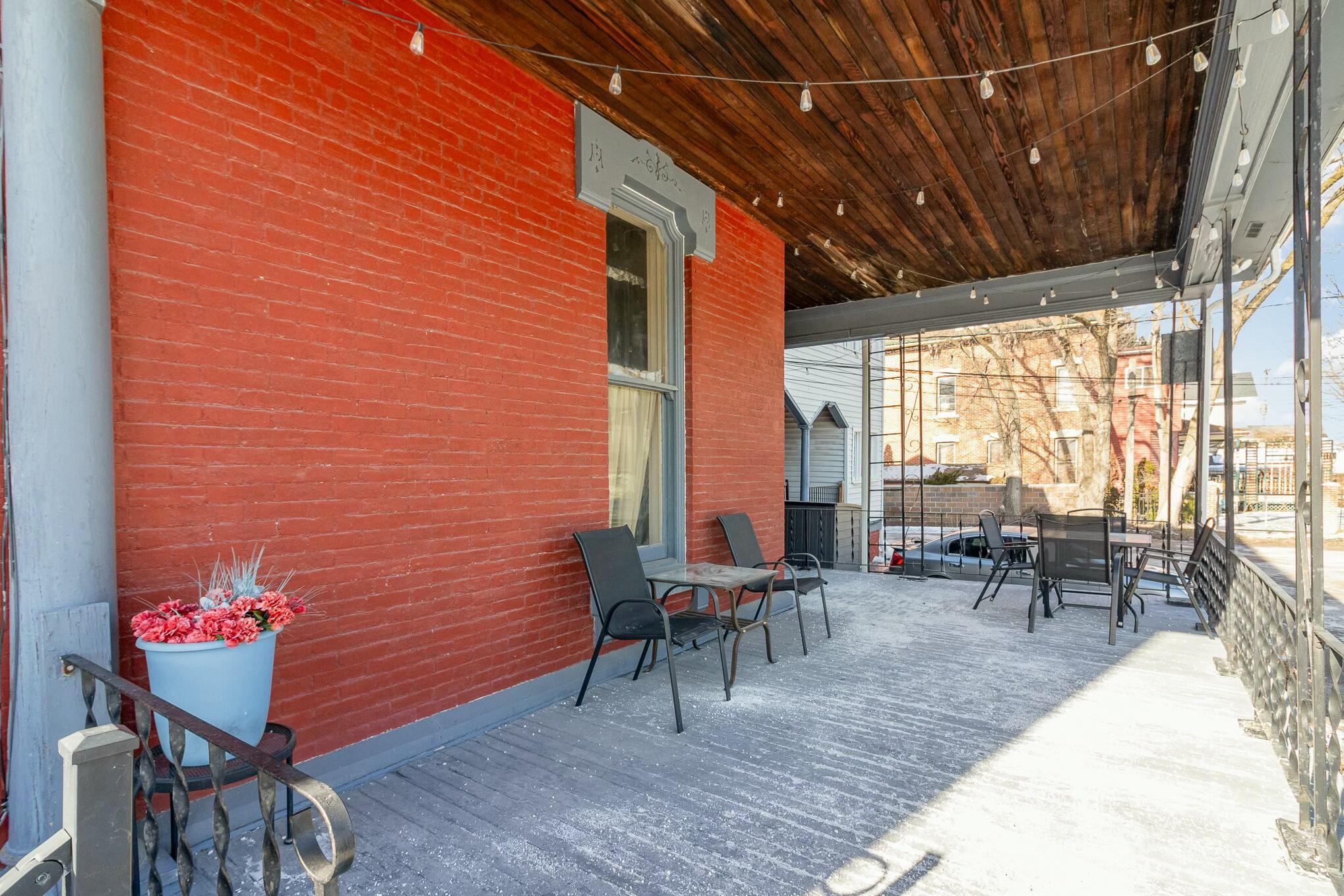 701 Center Avenue