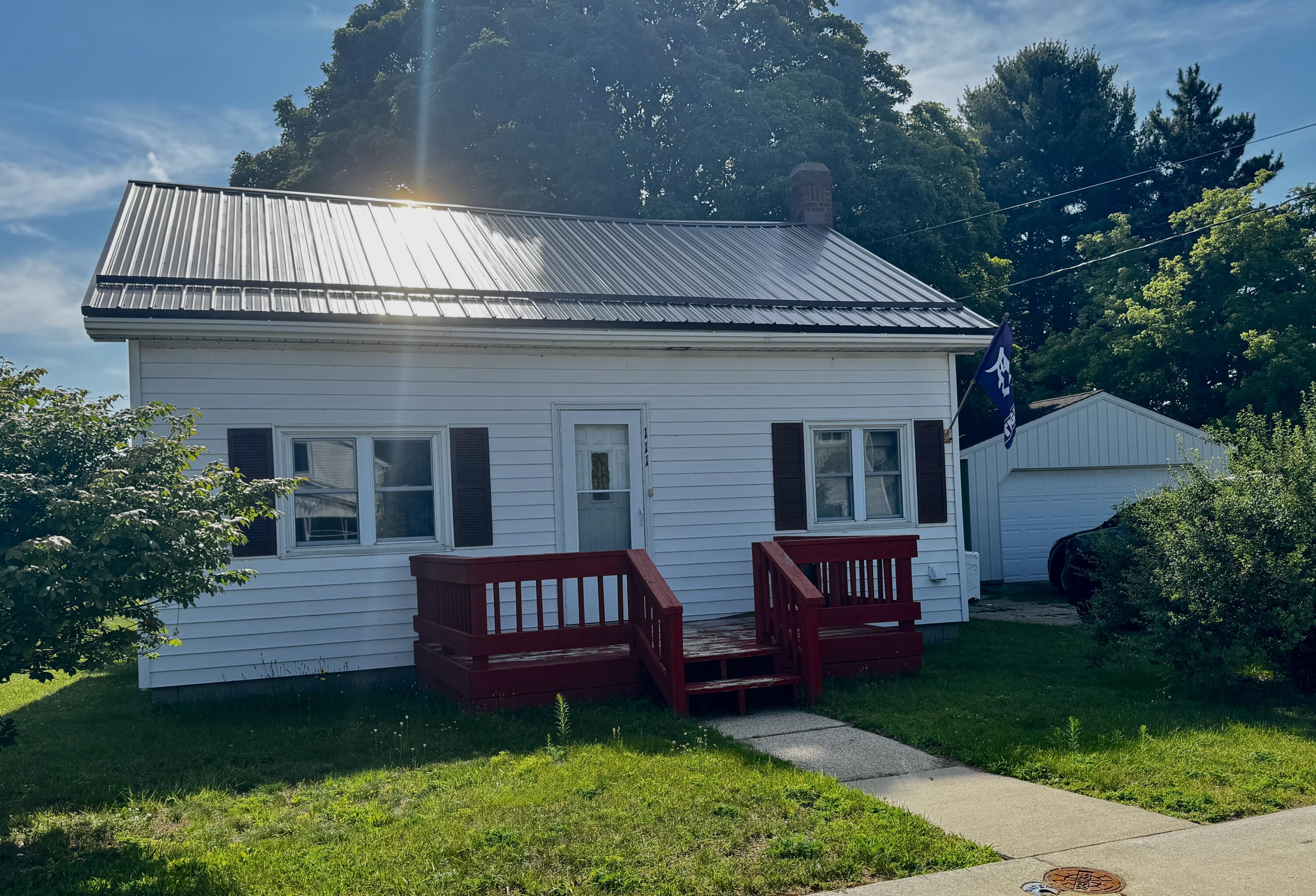 Photo 1 of 13 — 111 S Hemlock Street, Evart, MI 49631