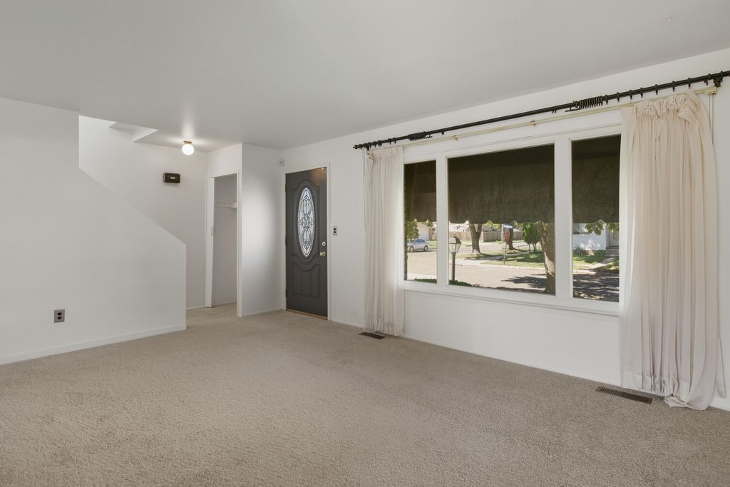 Photo of 1339 Marion Avenue, Lincoln Park, MI 48146 (MLS # 25052256)