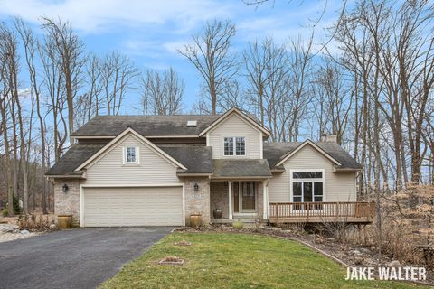 Single Family Residence in Alto MI 8070 Country Pine Drive.jpg