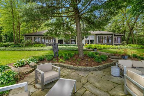 6403 Riverside Road Fennville MI 49408