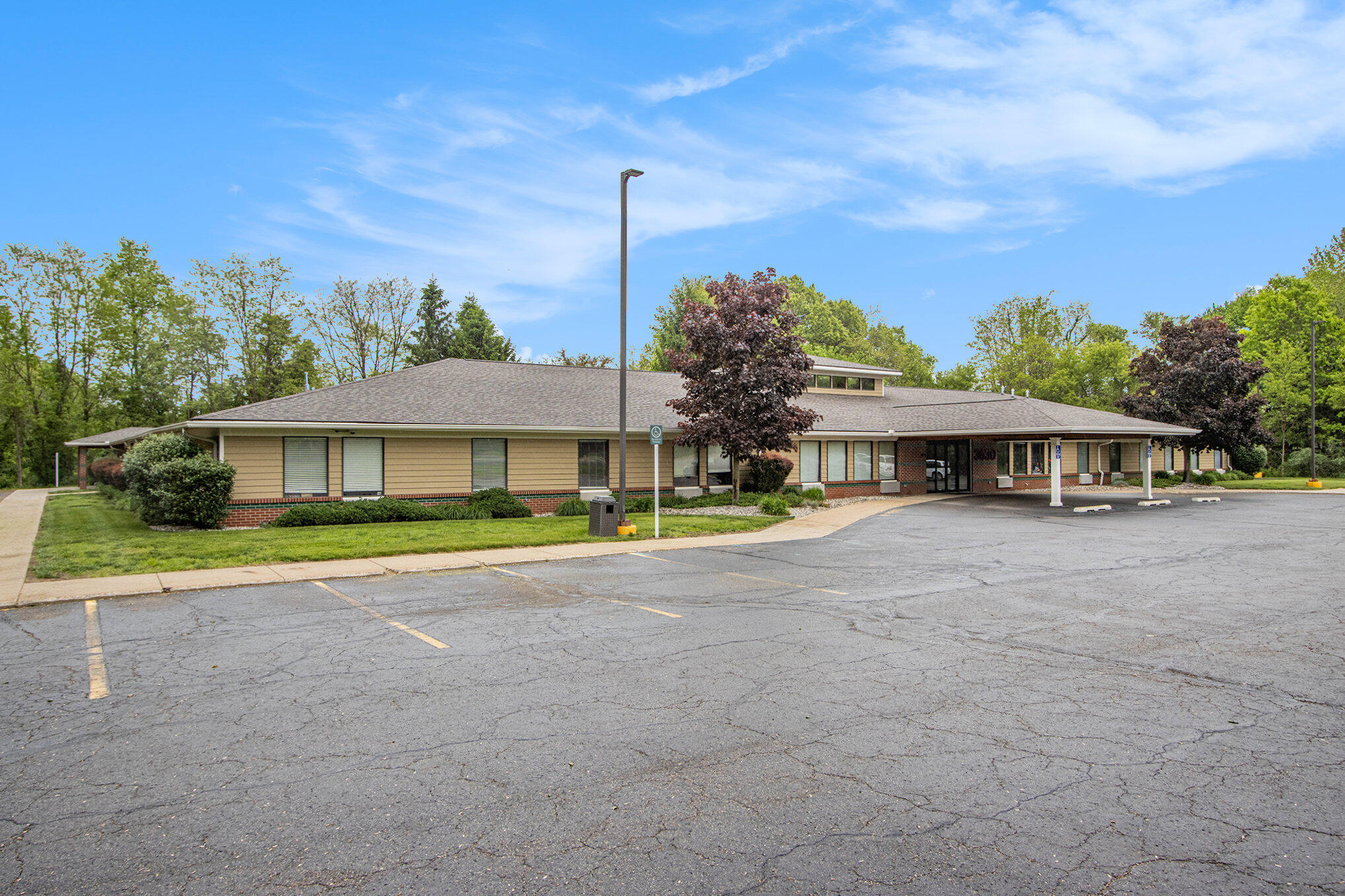 Battle Creek, Michigan 49015, United States, ,7 BathroomsBathrooms,Commercial,Active,133959