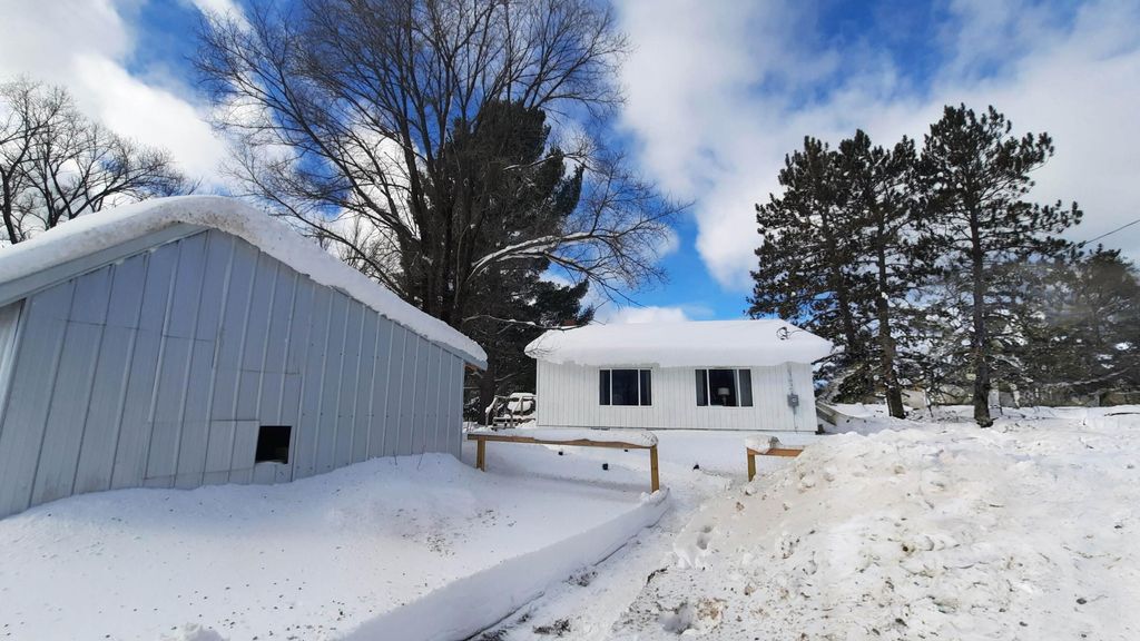 Photo of 14315 Thirteen Mile Road, Bear Lake, MI 49614 (MLS # 26005718)