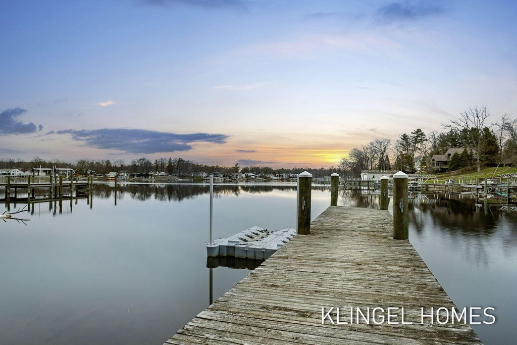 Photo of 19094 Walden Drive, Spring Lake, MI 49456 (MLS # 26014767)