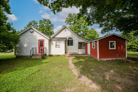 Photo of 87 44th Street, Bloomingdale, MI 49026 (MLS # 25039285)