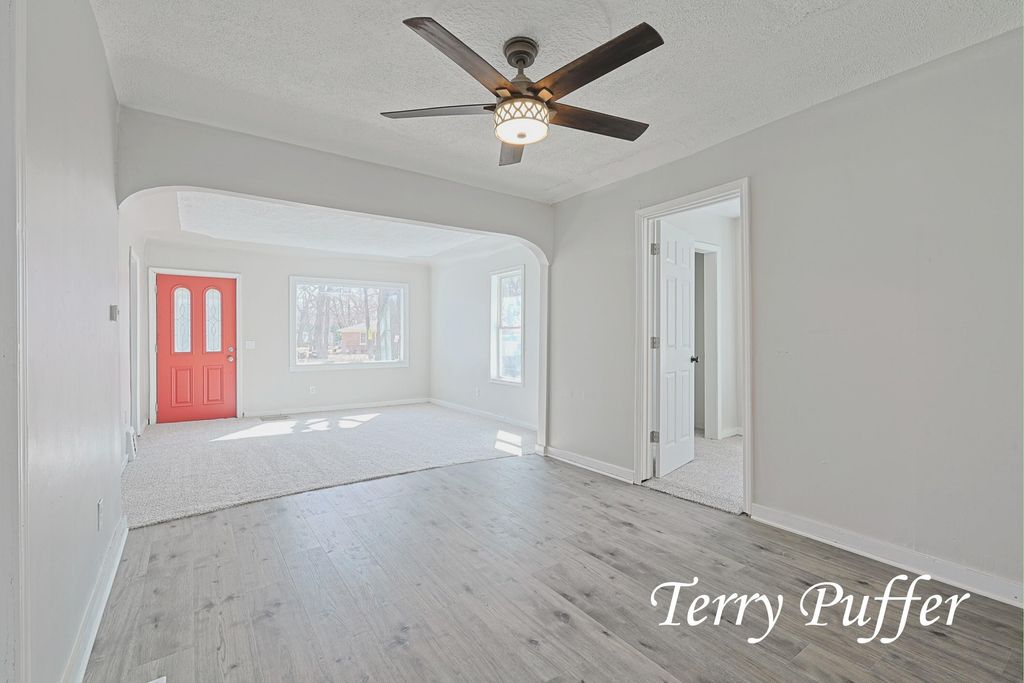 Photo of 2913 Howden Street, Muskegon, MI 49444 (MLS # 26015094)