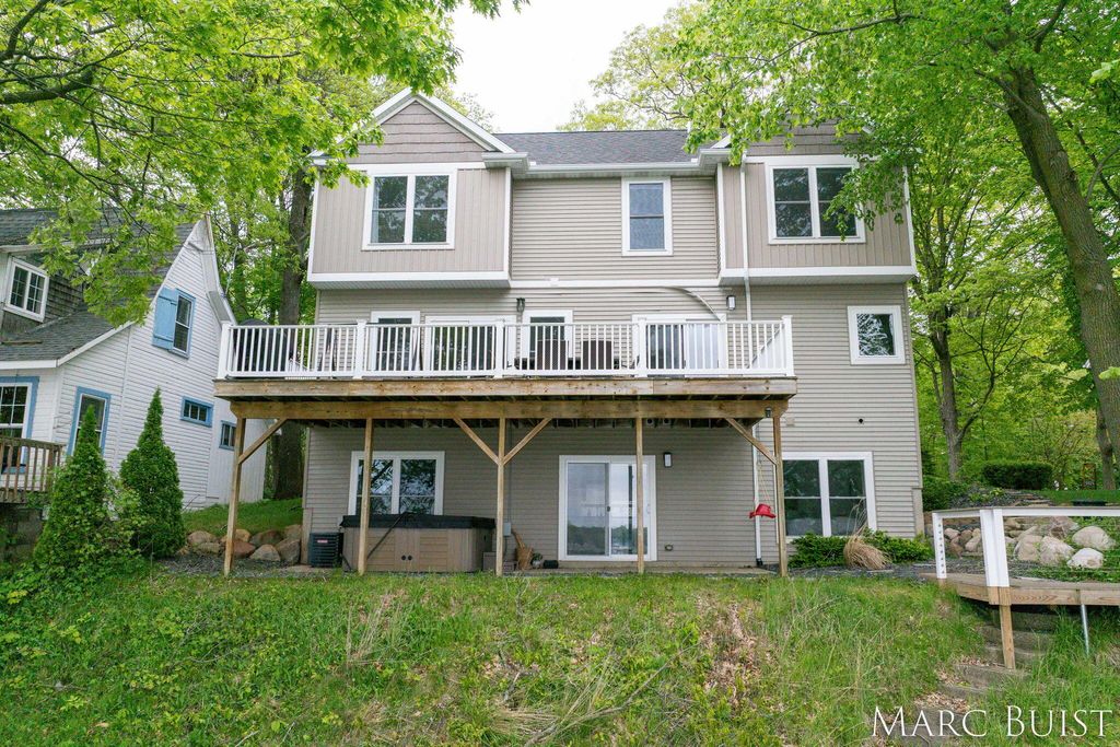 Photo of 4626 Hilltop Drive, Caledonia, MI 49316 (MLS # 25053972)