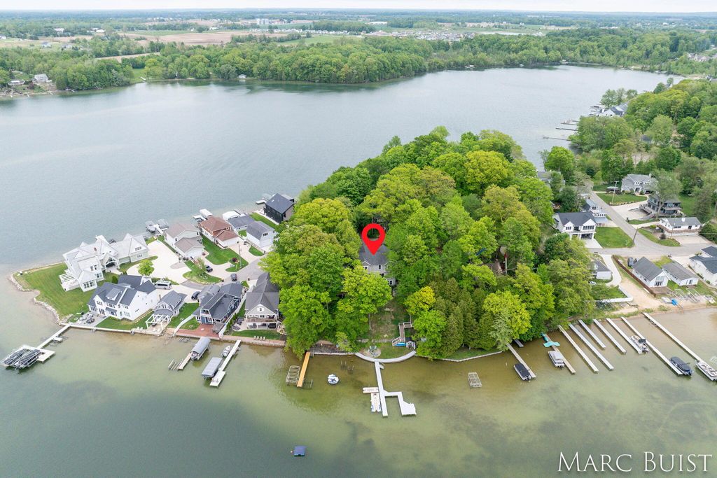 Photo of 4626 Hilltop Drive, Caledonia, MI 49316 (MLS # 25053972)