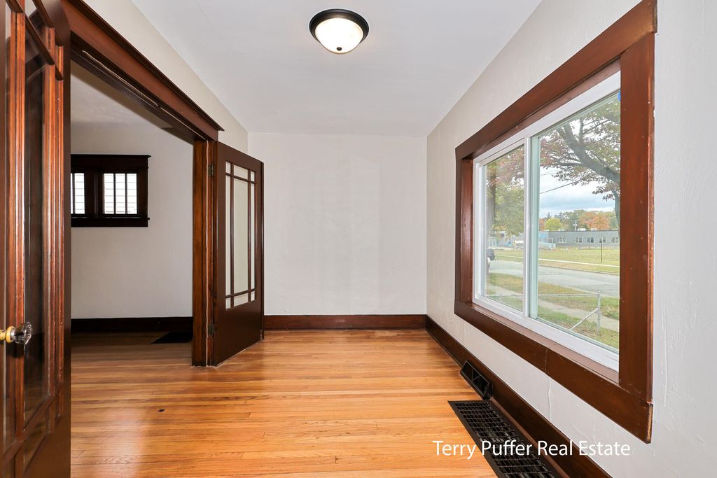 Photo of 1704 7th Street, Muskegon, MI 49441 (MLS # 25054889)