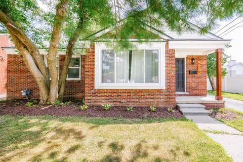 Photo for 9528 Grayfield Avenue