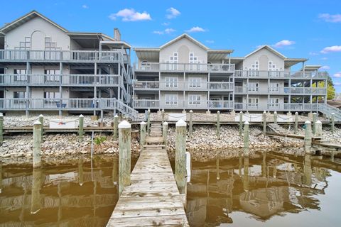 Photo of 315 5th Avenue #17, Manistee, MI 49660 (MLS # 26019157)