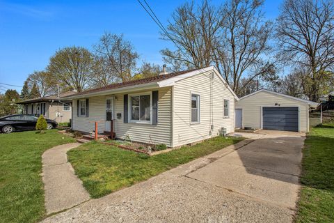 MLS: 25017870