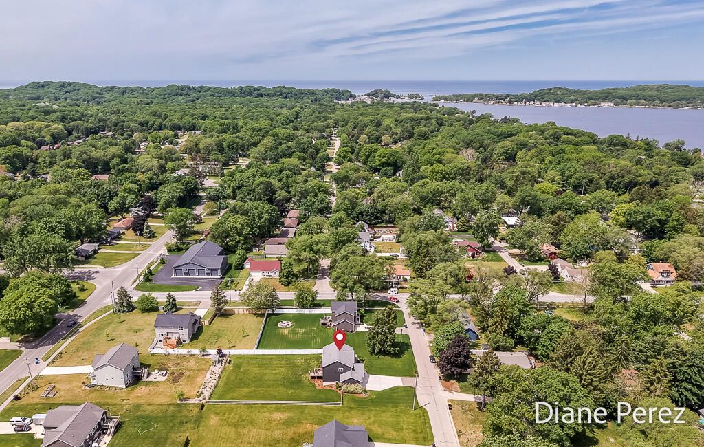 Photo of 1624 Harding Street, Holland, MI 49423 (MLS # 26025178)