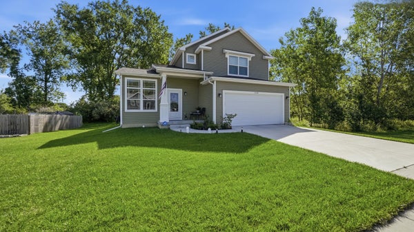 1530 THIMBLEBERRY LN, HOLT, MI 48842 - Image 8e0075ad771bf9fd80f66c6f8d4126ac/38416792