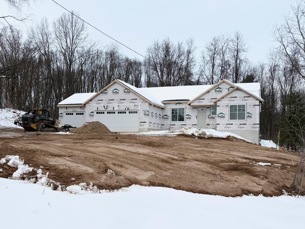 Photo of 3575 13 Mile Road NE, Rockford, MI 49341 (MLS # 26004558)