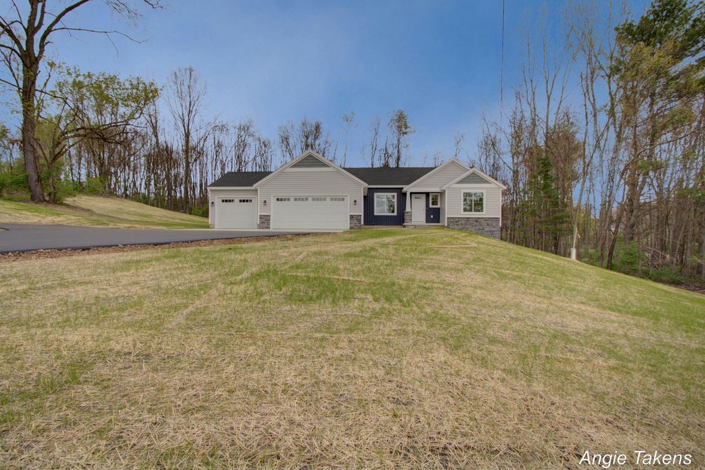 Photo of 3575 13 Mile Road NE, Rockford, MI 49341 (MLS # 26004558)