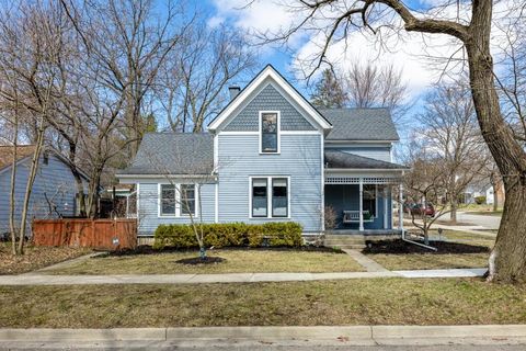 Photo of 703 Miner Street, Ann Arbor, MI 48103 (MLS # 26013048)