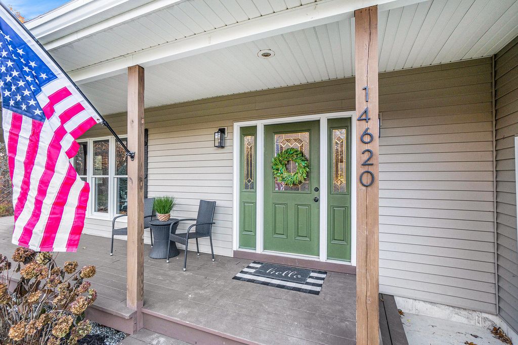 Photo of 14620 Blair Street, Holland, MI 49424 (MLS # 25058467)