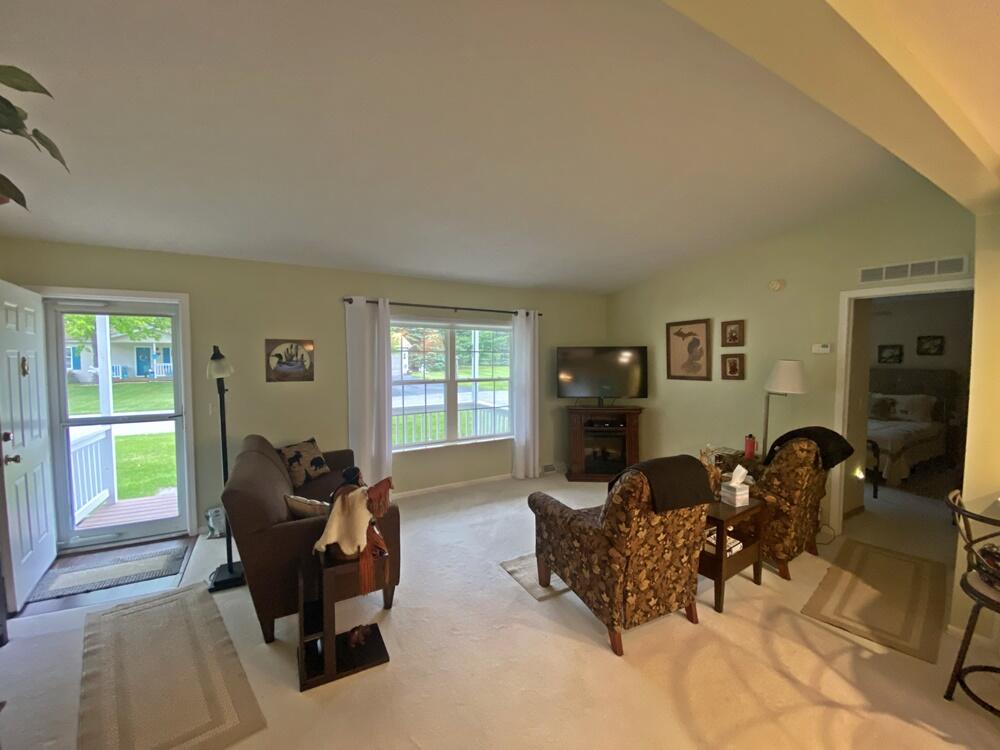 10439 Castaway Court