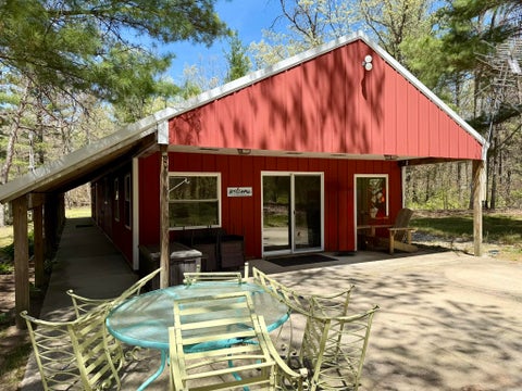 Photo of 22533 Hoxeyville RD, Wellston, MI 49689 (MLS # 26029197)