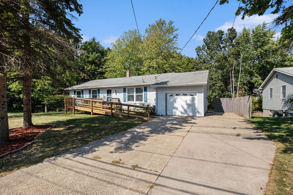 Photo of 1603 Robbins Road, Grand Haven, MI 49417 (MLS # 25048397)