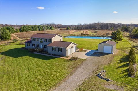 Photo of 9227 Yager Road, Columbus, MI 48063 (MLS # 26013082)