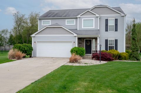 Photo of 69218 Sundance Drive, Edwardsburg, MI 49112 (MLS # 26018979)